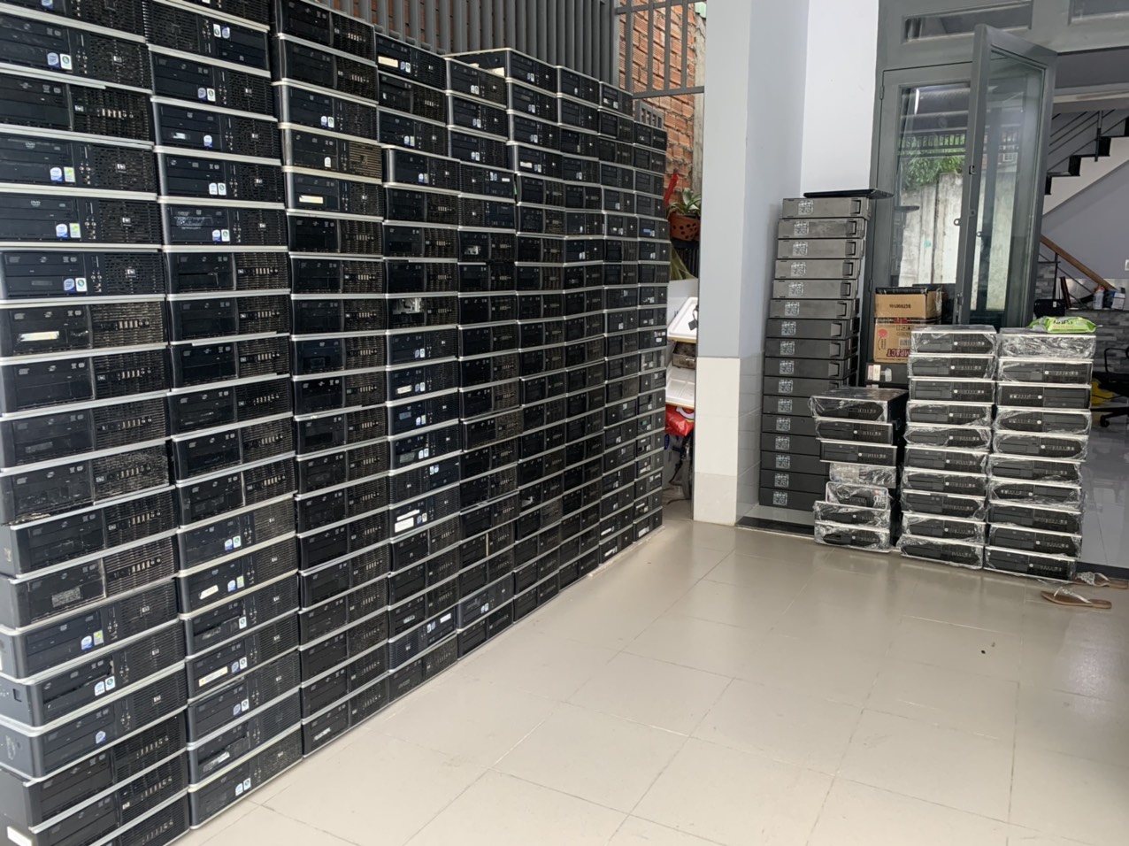 Barabone HP 7800 và hp 8000 chưa ram SSD  bảo hành 3 tháng