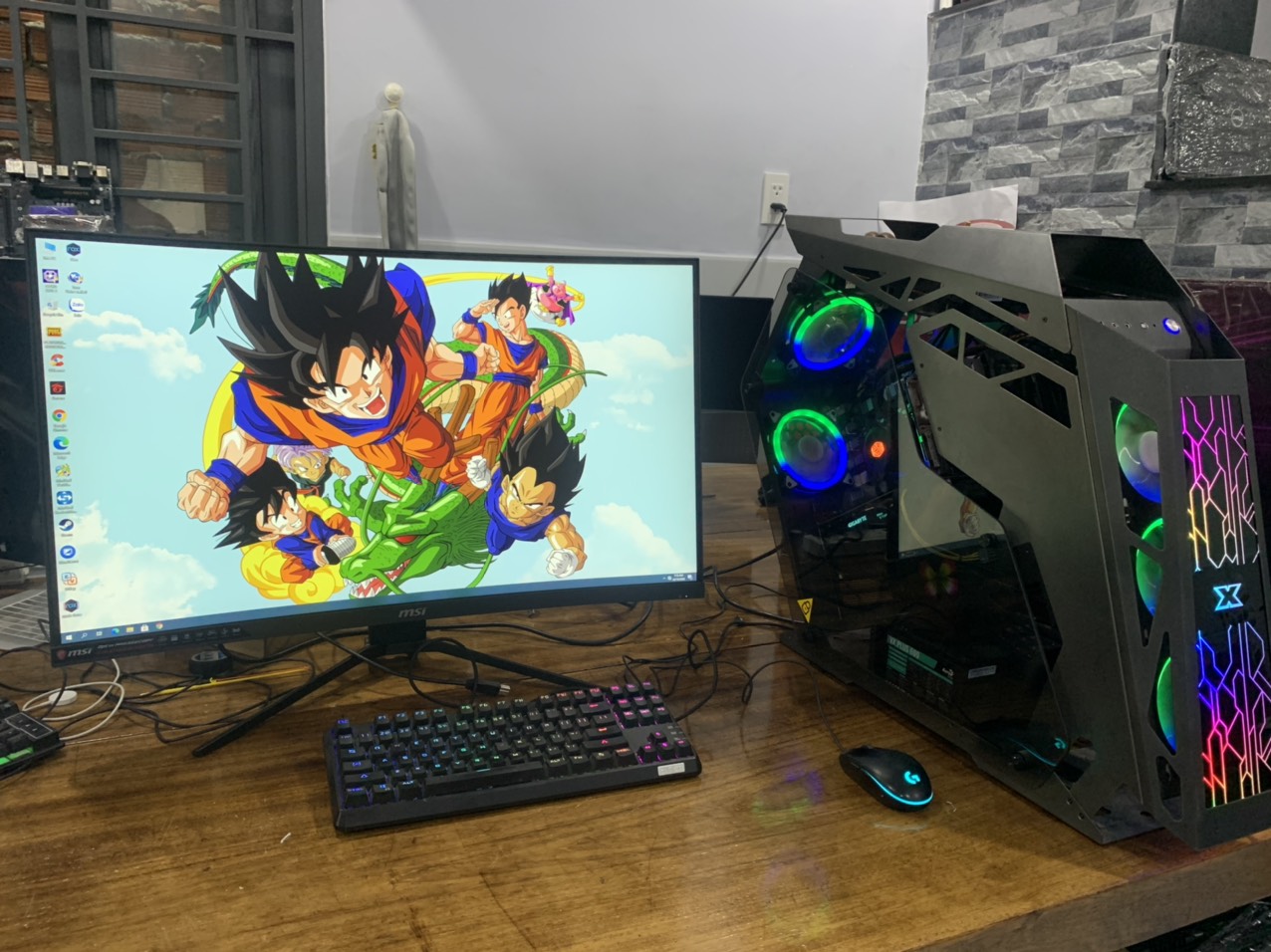 PC xeon Cpu E5-2670 2.6ghz 32gb ssd 512gb vga 4g