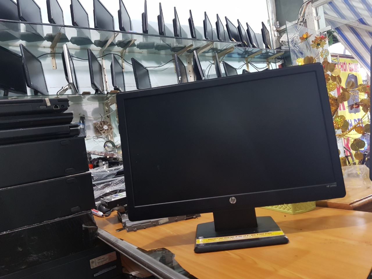 Màn hình máy tính HP 18.5 LED LV1911