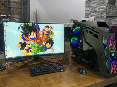 PC xeon Cpu E5-2670 2.6ghz 32gb ssd 512gb vga 4g