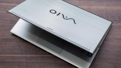 Sony Vaio SVT141A11W |i5-3317/4GB/500GB/SSD 32GB /14.0